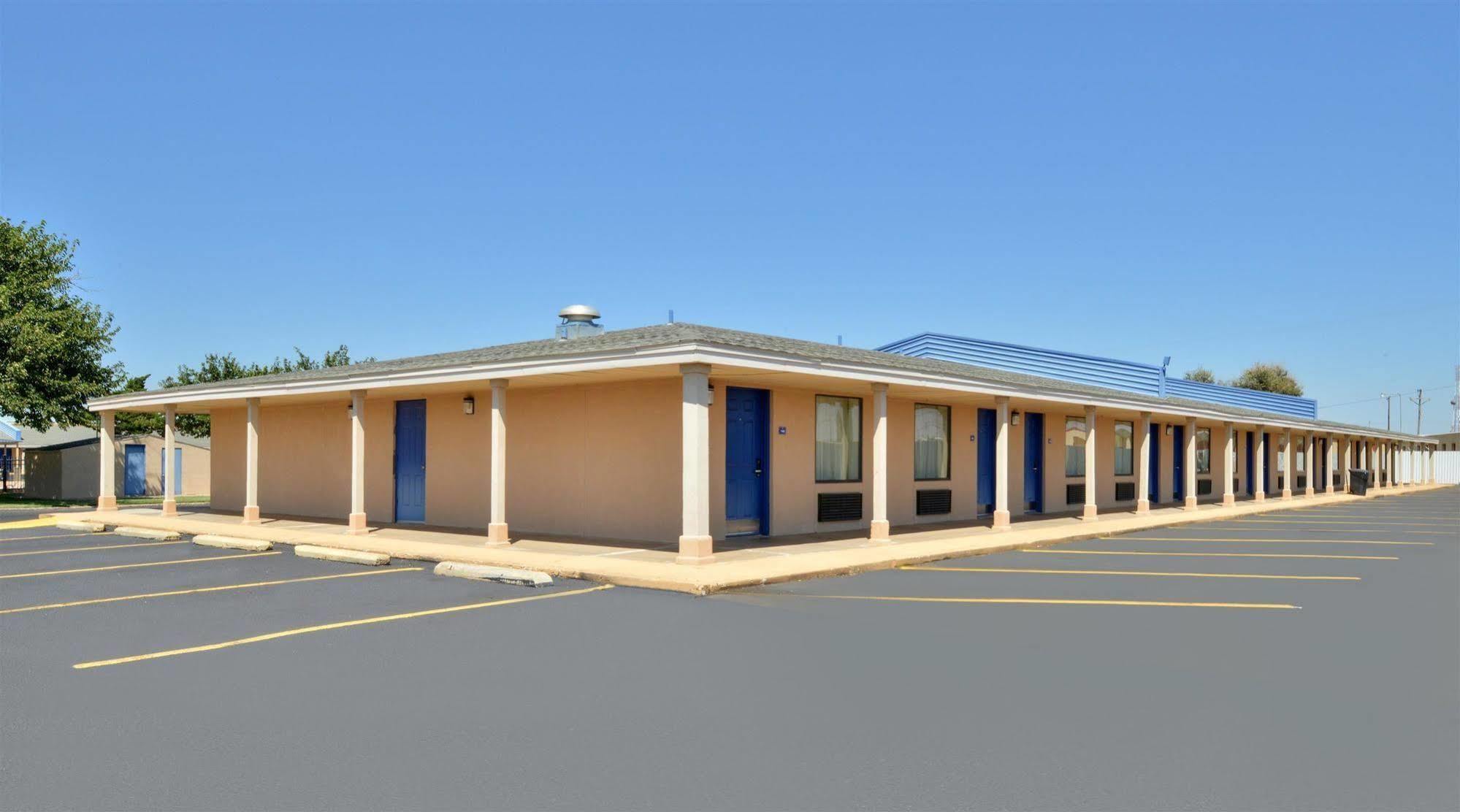 Americas Best Value Inn Lubbock East Eksteriør billede