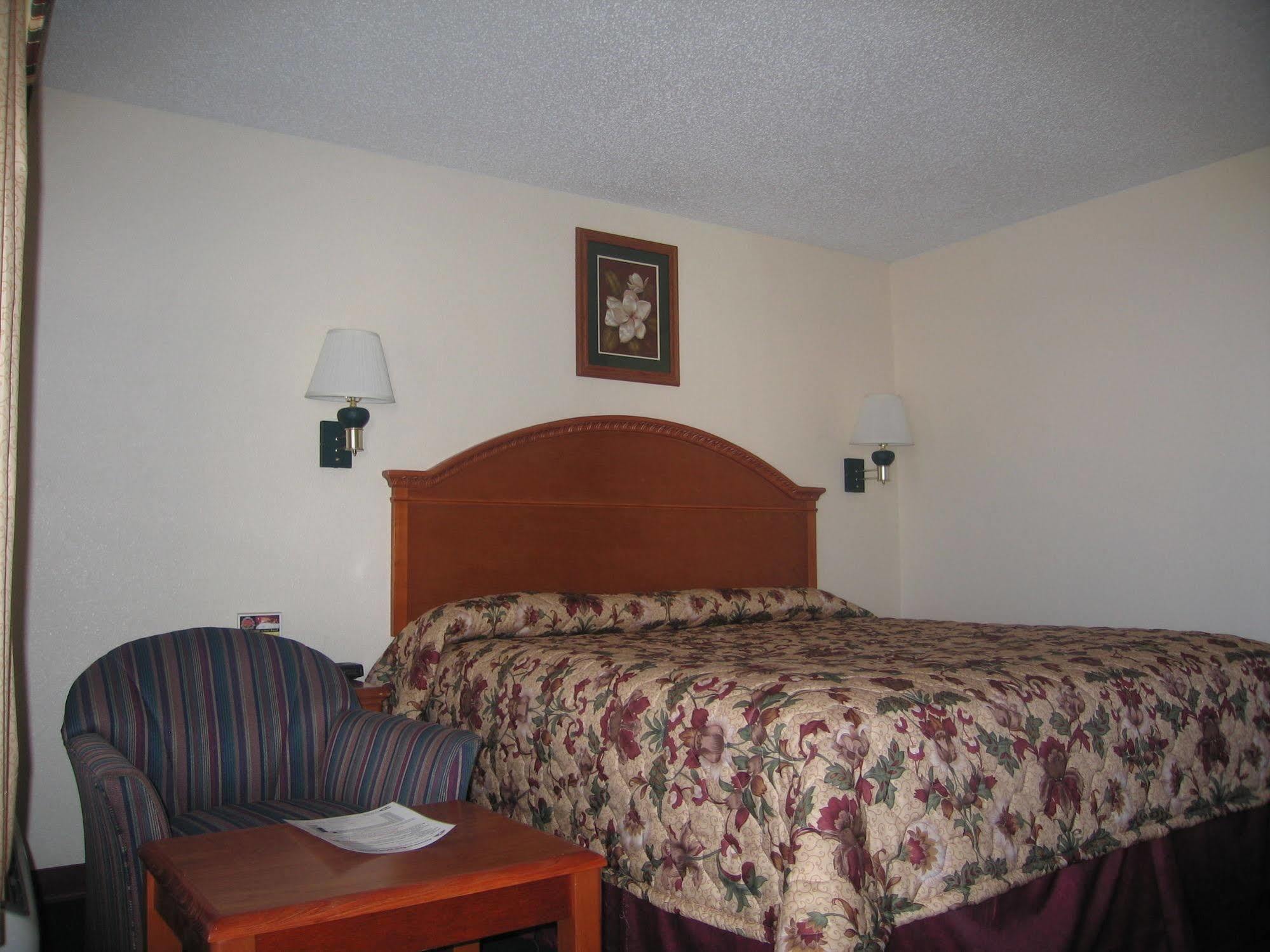 Americas Best Value Inn Lubbock East Eksteriør billede